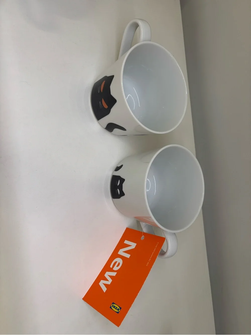 IKEA White Mug with mad Black Cat Motif Halloween for tea milk coffee water new